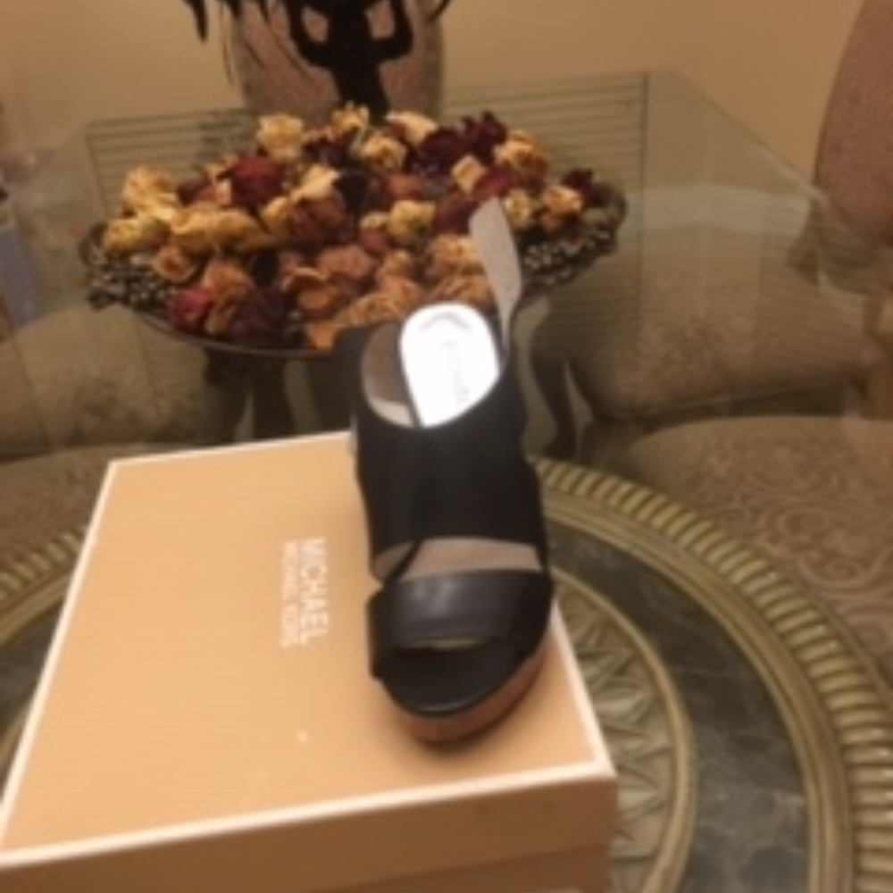 NEW Micheal Kors Wedge Heels
